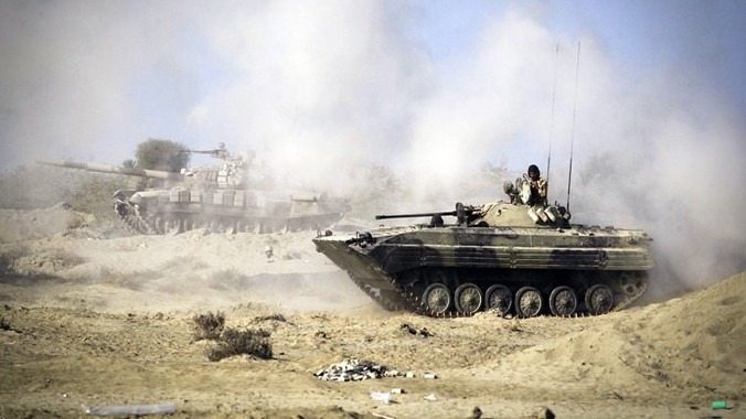 Cuộc tập trận lớn bắt đầu từ ngày 25/12 đến 31/12 có tên Mohammad Rasoulollah, phủ rộng từ Bắc Ấn Độ Dương đến kênh Hormuz, rồi các tỉnh miền Nam Iran như Sistan-Baluchestan và Hormozgan.