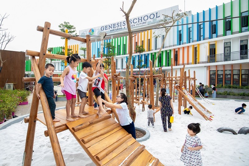 Genesis School là ngôi trường liên cấp chất lượng quốc tế tuyển sinh tại khu vực quận Tây Hồ, Cầu Giấy và các khu vực lân cận từ năm học 2019 – 2020.