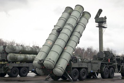 Hệ thống phòng thủ tên lửa S-400. (Ảnh: Huanqiu)