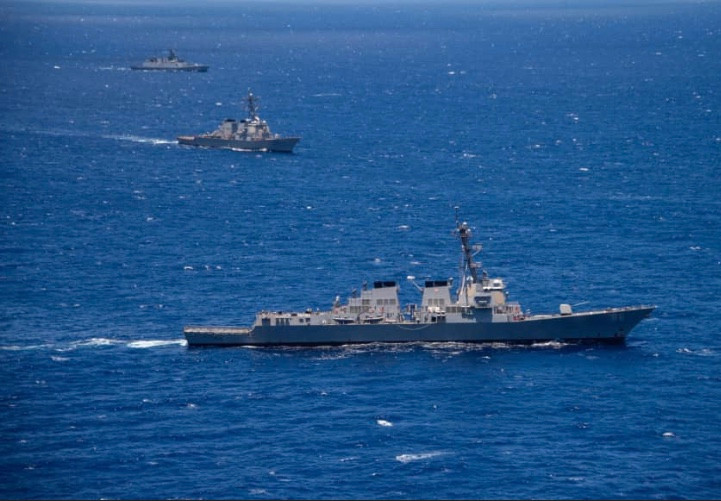 Việt Nam nêu quan điểm việc Mỹ đưa 2 tàu chiến vào Trường Sa