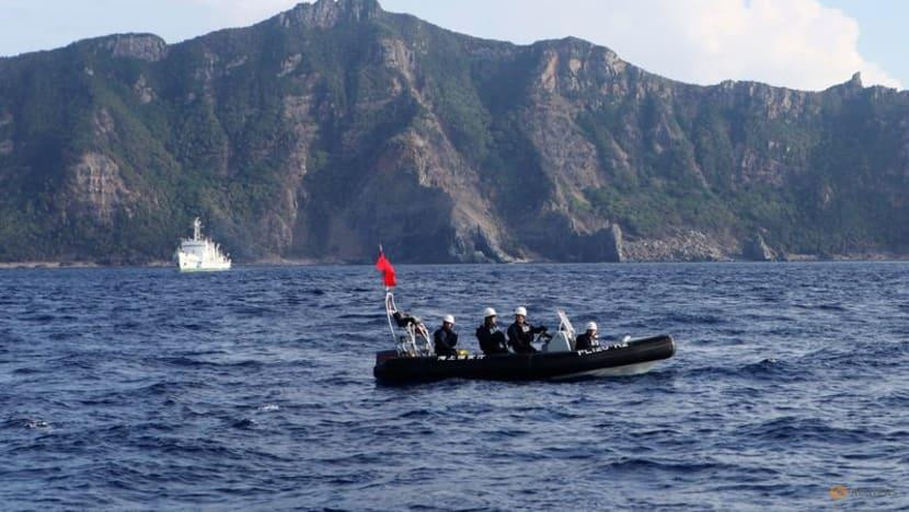 Một tàu của lực lượng bảo vệ bờ biển Nhật Bản đi tuần gần quần đảo Senkaku/Điếu Ngư. (Ảnh: Reuters)