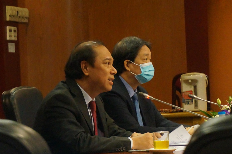 Thứ trưởng Ngoại giao Nguyễn Quốc Dũng phát biểu tại hội thảo. (Ảnh: Thu Loan)