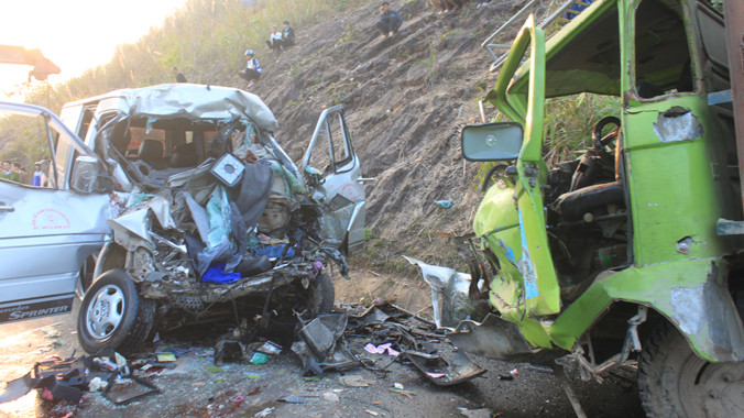 Hiện trường vụ tai nạn chiều 24/1. Ảnh: Hoàng Lam.