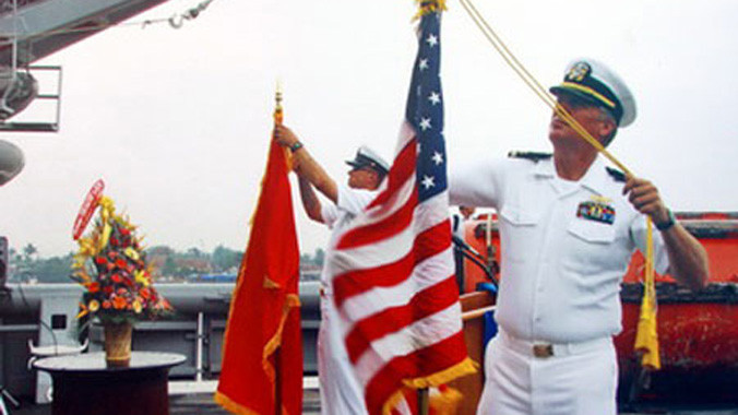 Mỗi tác phẩm là một khuôn hình đẹp, mang những thông điệp về hòa bình và tình cảm hữu nghị giữa hai nước.