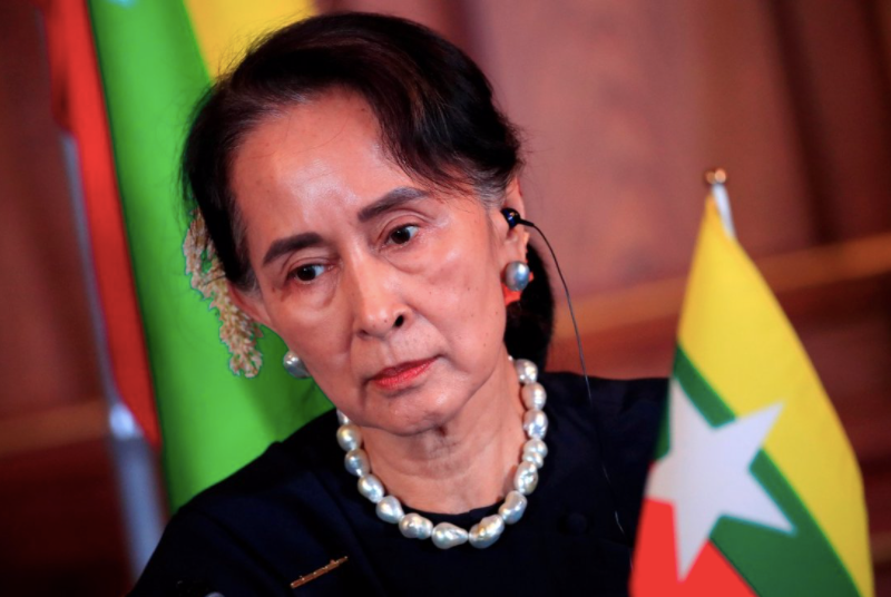 Bà Aung San Suu Kyi trước khi bị bắt. (Ảnh: Reuters)