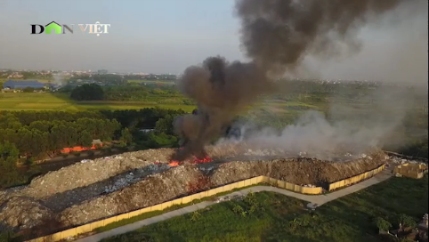 Bản tin 8H: ‘Sơn gai ốc’ hàng trăm tấn rác ‘nhả khỏi’ ở Hưng Yên