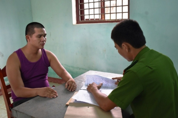 Đối tượng Linh tại CQĐT Ảnh: Công an Quảng Nam)