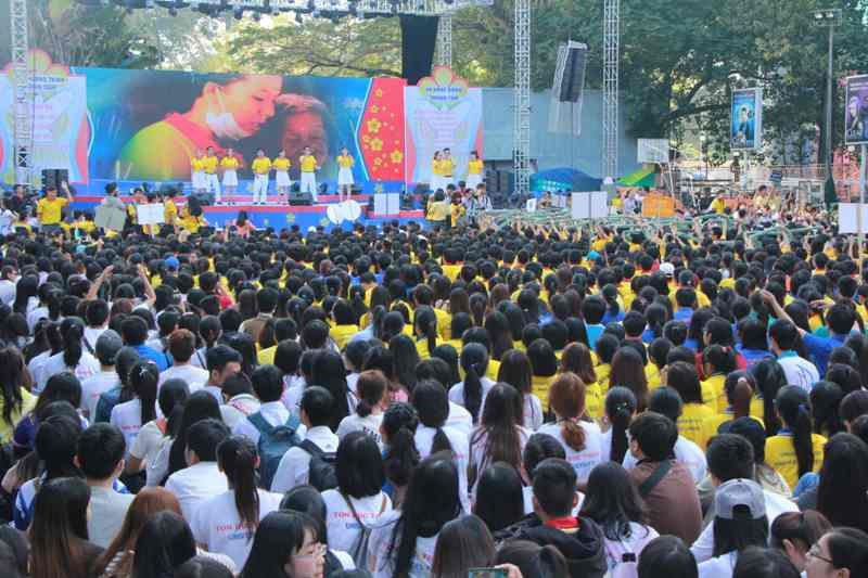 Hơn hai ngàn bạn trẻ tham dự Lễ xuất quân chiến dịch Xuân tình nguyện 2016.