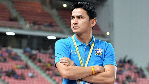 HLV Kiatisak tiếc vì trận chung kết trong mơ đã không diễn ra.