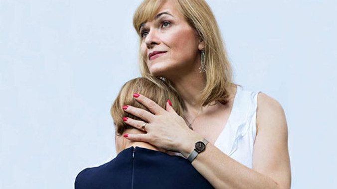 Elizabeth và Diana. Ảnh: nymag.