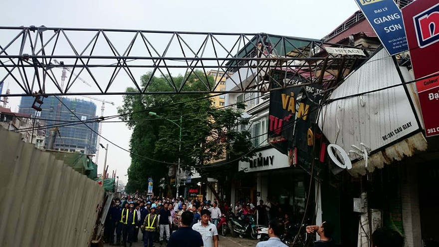 Hiện trường vụ sập cẩu. Ảnh: Thanh Hà