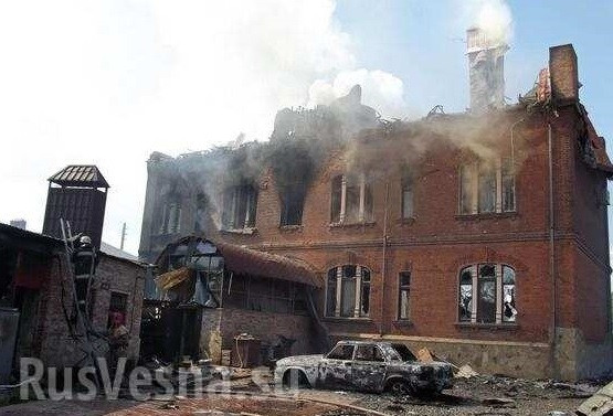 Sloviansk tan hoang sau cuộc pháo kích của quân đội Ukraine