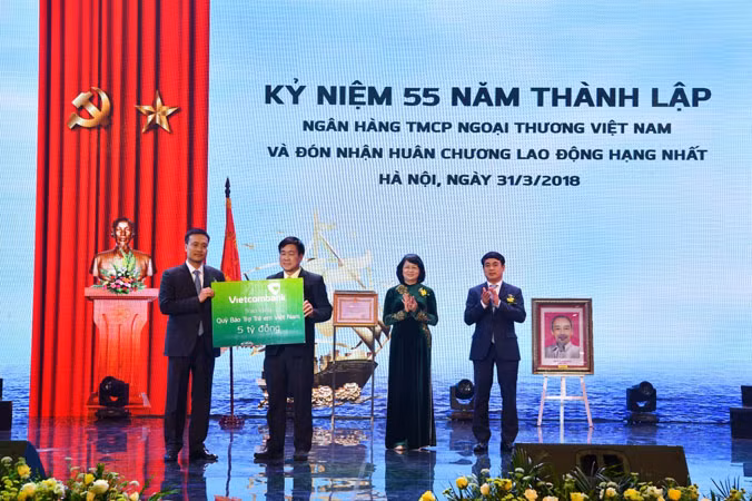 Vietcombank phải trở thành ngân hàng sức mạnh có tầm khu vực