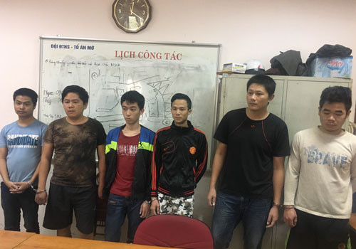 Các bị can tại cơ quan công an