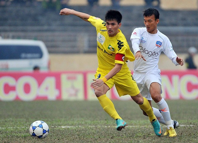 Ngoại binh SLNA yếu khiến sự hiệu quả của Công Vinh cũng giảm theo.