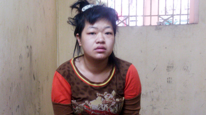 Hạnh tại cơ quan điều tra. Ảnh: Tuấn Nguyễn