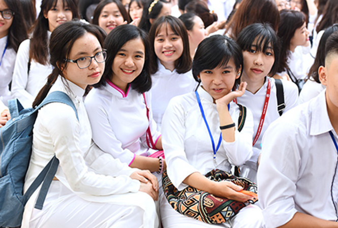 Tỷ lệ đỗ tốt nghiệp gần 100%, có nên bỏ kỳ thi THPT quốc gia?