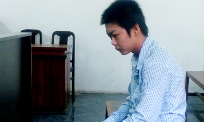 Triều trước vành móng ngựa. Ảnh: K.T. 