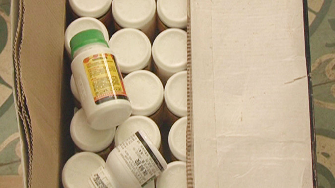 Số hóa chất có nhãn mác Trung Quốc thu giữ tại cơ sở của ông Tới 