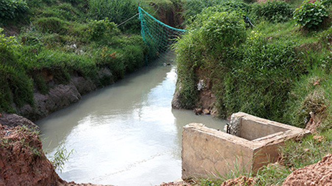 Vị trí cống nước phát hiện thi thể bé Tỷ