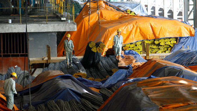 Thép Việt Nam đứng trước nguy cơ phá sản hàng loạt. Ảnh: Như Ý