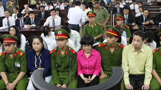 Phiên tòa xét xử và tuyên án vụ Huyền Như lừa đảo 4.000 tỷ đồng. Ảnh: L.Đ