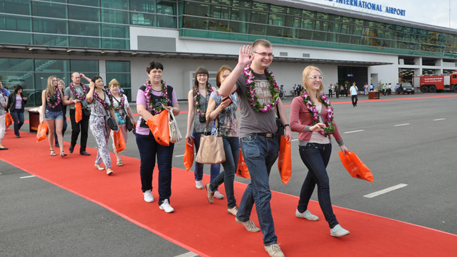 Một số hình ảnh đón tiếp chuyến bay quốc tế đầu tiên đến từ Cộng hòa Liên bang Nga 