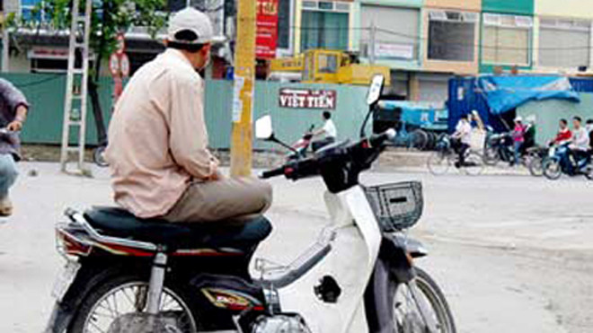 Không ít lái xe ôm mắc cùng một bẫy. Ảnh minh họa.