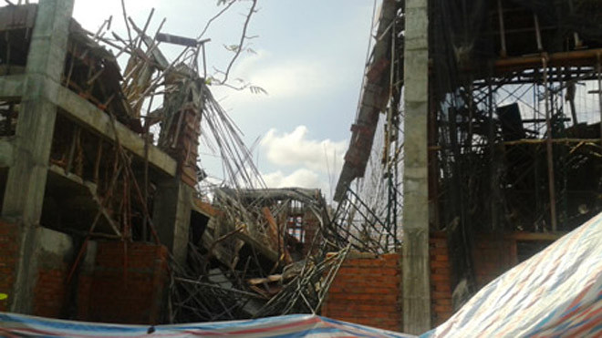 Hiện trường sự cố sập hạng mục giảng đường trường Chính trị tỉnh Trà Vinh.