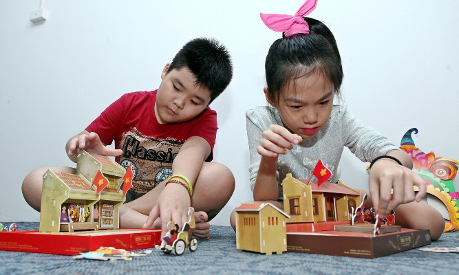 Trung Thu năm nay, những bộ đồ chơi xếp hình rất mới mẻ nhưng lại mang phong cách truyền thống sẽ được giới thiệu với các bạn nhỏ có sở thích tìm hiểu về ngày Rằm tháng tám.