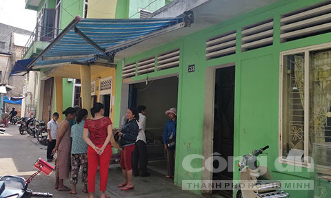 Ngôi nhà xảy ra sự việc.