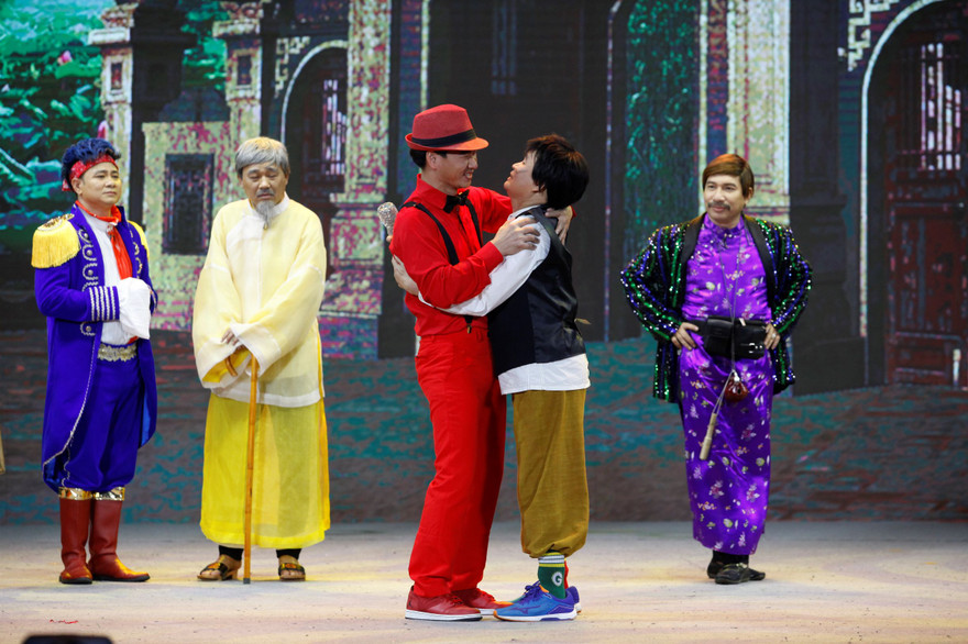 Nhiều chương trình đặc sắc lên sóng từ chiều tối 30 Tết