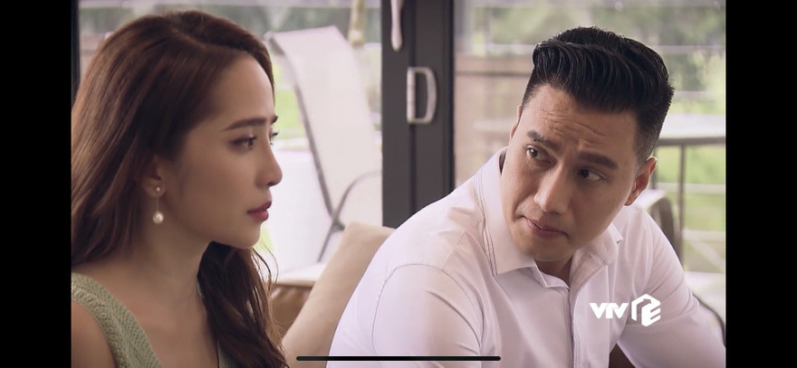 Vũ mắng Trinh cậy có con trai chủ tịch tỉnh theo đuổi nên làm cao