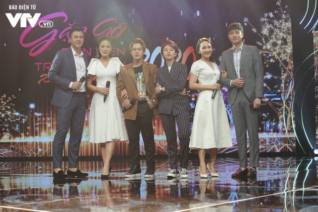 Dàn diễn viên Về nhà đi con trổ tài ca hát