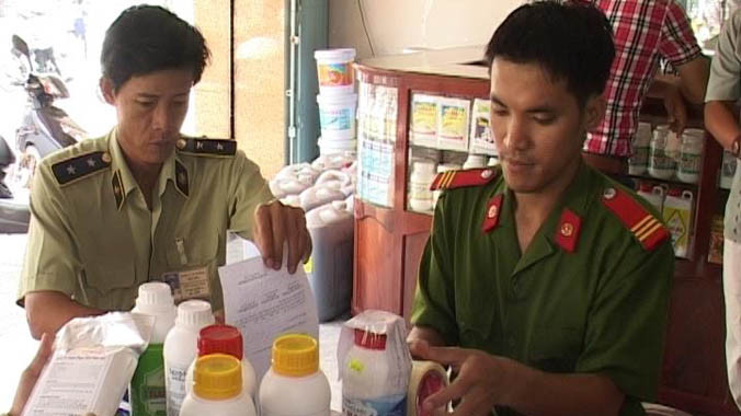 Nhiều loại thức ăn bổ sung, chế phẩm sinh học… bán trên thị trường không đảm bảo chất lượng.