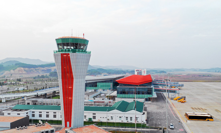 Cảng hàng không quốc tế Vân Đồn.