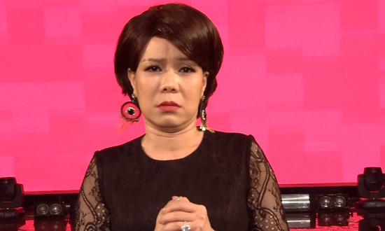 Bị chỉ trích diễn hài dung tục, Việt Hương nói gì?