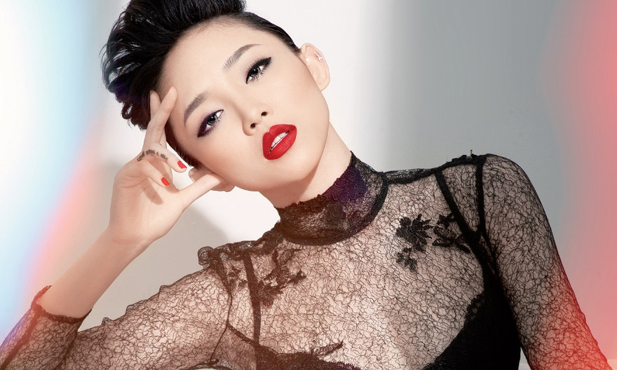 Tóc Tiên bật mí về món quà của Hoàng Touliver