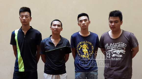 Bốn đối tượng tổ chức đánh bạc và đánh bạc dưới hình thức cá độ bóng đá