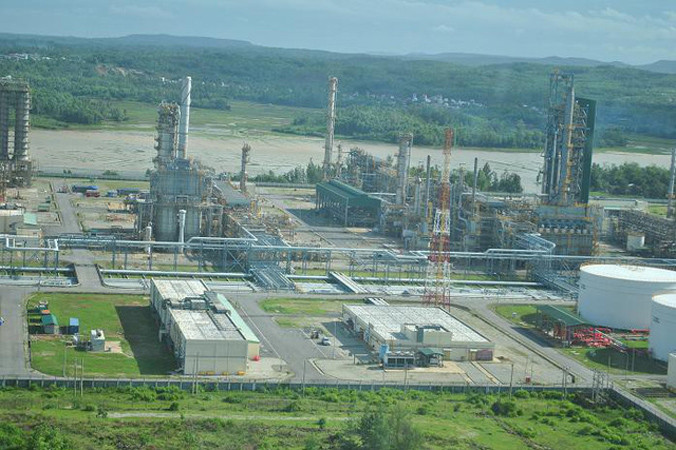 Hiện Việt Nam có 1 nhà máy lọc dầu đi vào hoạt động là lọc dầu Dung Quất. Ảnh: L.Bằng.
