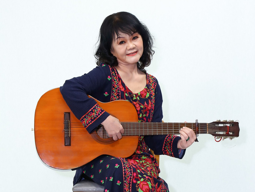 Vợ nhạc sĩ Phạm Thế Mỹ trân trọng và biết ơn người vợ trước của chồng 