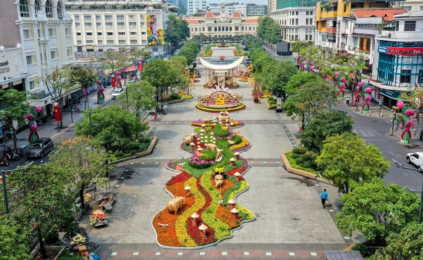 17h chiều nay, Đường hoa Nguyễn Huệ sẽ đóng cửa để thu dọn