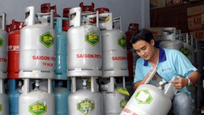 Từ 1/6, giá gas giảm 14.000 đồng mỗi bình 12kg