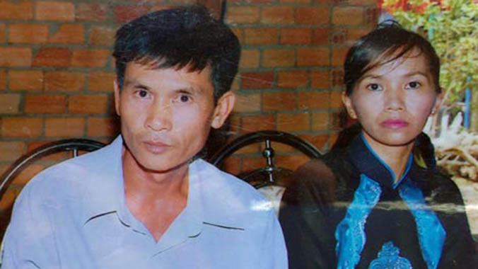 Anh Lê Mộng Quyền và Hà Thị Thanh Thảo thời còn mặn nồng.