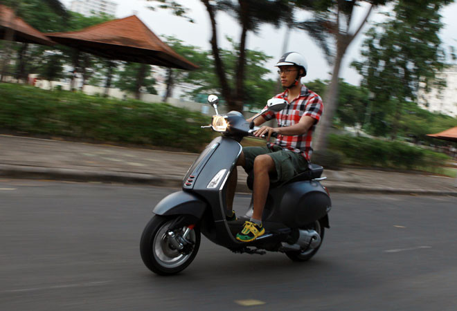Vespa Sprint: Được cái nọ - mất cái kia 