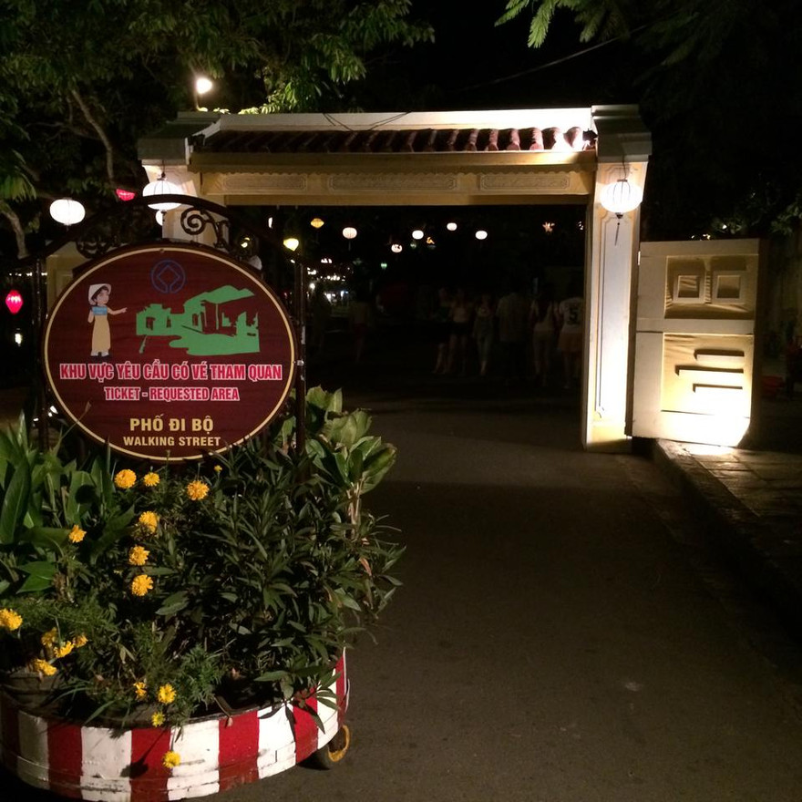 Hội An 'vắng như chùa bà Đanh' vì thu phí