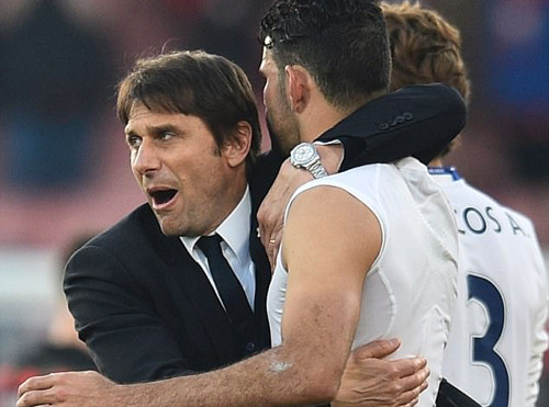 Thầy trò HLV Antonio Conte tiến rất gần tới chức vô địch Ngoại hạng Anh. Ảnh: Reuters.