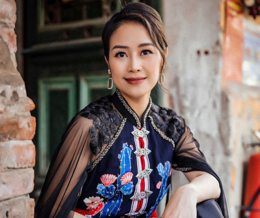 MC Phí Linh là MC xinh đẹp, một trong những gương mặt nổi bật trong dàn MV của VTV