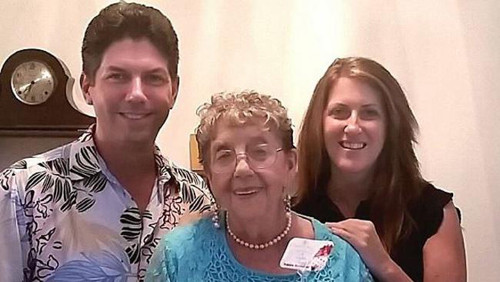 Bà Ruby Sorah (giữa). Ảnh: Facebook.