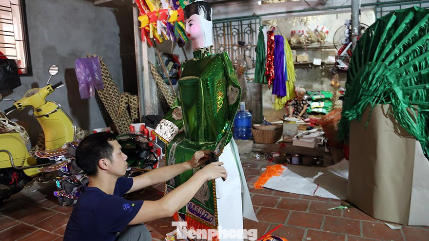 Làng nghề Phúc Am nổi tiếng làm vàng mã hàng chục năm nay